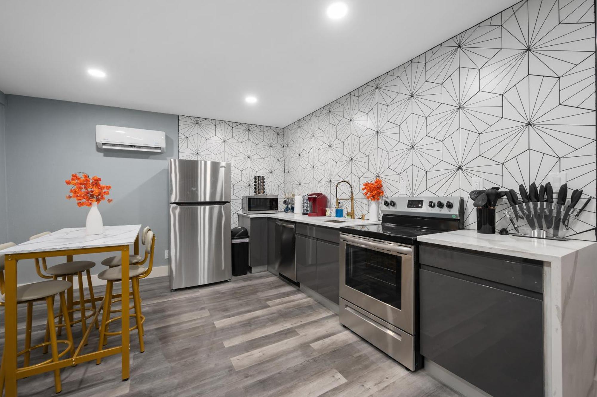 Elegant 2Br Apt Near Med Center With Free Park Houston Esterno foto
